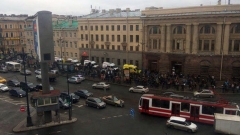 Русия задържа превозвача, чийто автобус падна в река в Санкт Петербург