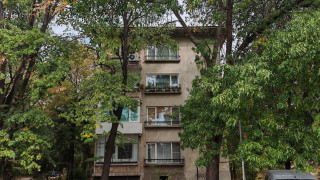 Три семейства останали без дом заради компрометирана жилищна сграда в