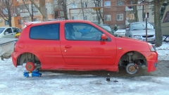 Война за паркоместа: Режат гуми в "Овча купел"