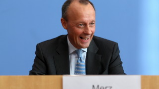 Германският консерватор Фридрих Мерц един от кандидатите за наследник на
