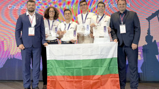 Българските ученици спечелиха четири медала на Международна олимпиада по география