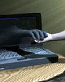 Софтуер за следене на лаптоп снима крадеца