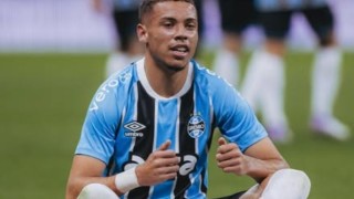 Динамо Москва проявява сериозен интерес към бразилското крило Алисон който