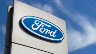 Ford наема инженери след като изкуственият интелект ИИ не е
