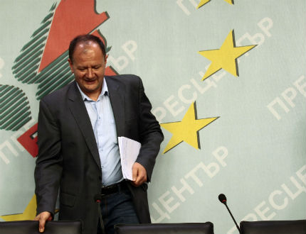 Европа да си направи изводите от гръцкия референдум, призовава Миков