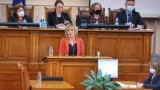 Няма да сме в отпуск или болничен заради Плана, увери Мая Манолова