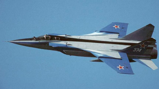 Русия разполага прехващачи МиГ-31 в Арктика