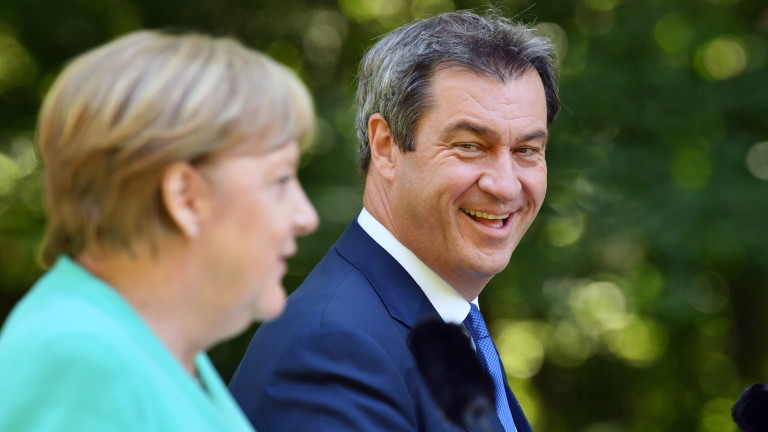 Ангела Меркел, посетила водещ кандидат за неин наследник, когато се