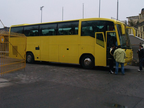 Ботев потегли за Бургас с новия автобус