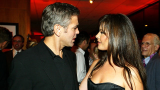 Как Катрин Зита-Джоунс се пошегува с Джордж Клуни