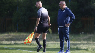 Наставникът на Левски Станимир Стоилов видя и добри и