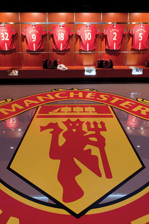 Играч на Юнайтед скача на Гигант (Белене)