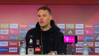 Мануел Нойер осъзнава че е направил огромна грешка с рисковата