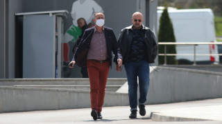 Камен Костадинов напусна сградата на БФС в Бояна Членът на