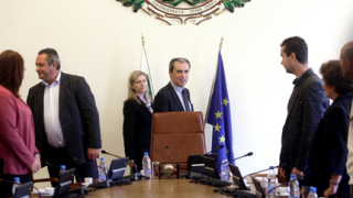 Орешарски и МВР шефът започват да търсят пари за перничани