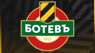 Ботев Пловдив  картотекира част от новите футболисти който се присъединиха към