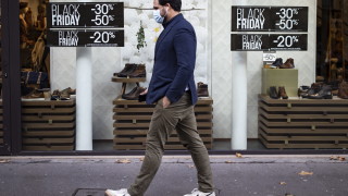 няма да смекчи въведените блокади и забрани заради разпространението на