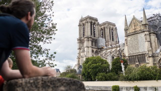 Разходите за укрепване на структурите на катедралата Нотр Дам които