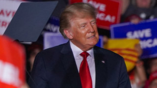 Бившият президент Доналд Тръмп не притежава никакви документи изискани с