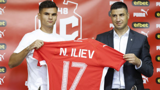 ФК ЦСКА 1948 изключи опцията да привлече с постоянен договор