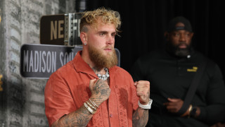 Странна прогноза за битката между Джейк Пол и Антъни Джошуа в