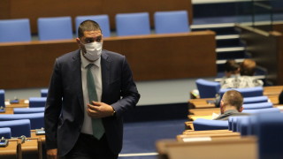 Целият скандал дойде от опитите на Мая Манолова да използва