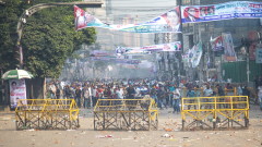Двама убити и десетки ранени при антиправителствени протести в Бангладеш