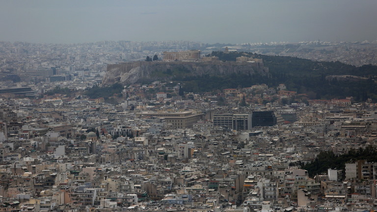 Обща транспортна стачка блокира Атина на 1 май