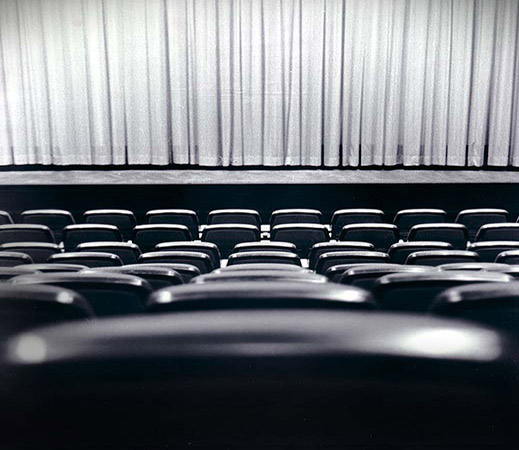 Само 4 лева на година отделя българинът за кино, театър или концерт