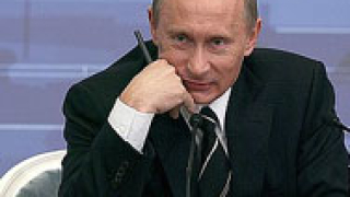 Путин застава начело на "Единна Русия"