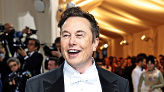 Главният изпълнителен директор на Tesla Илон Мъск е продал още