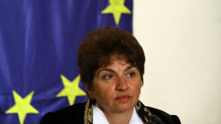 Плугчиева: България успя да вземе мерки за изпреварване на кризата