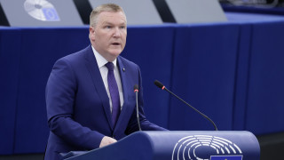 Европейският комисар за демокрацията правосъдието върховенството на закона и защитата