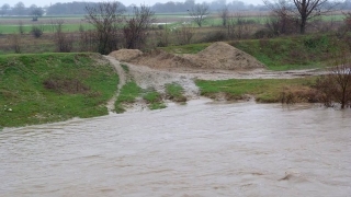 След поройните дъждове в късния следобед в общините Берковица и