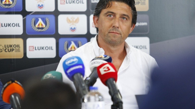 Спортният директор на Левски Даниел Боримиров говори пред медиите след