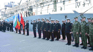 Противоминната група на България, Румъния и Турция пази отново трафика в Черно море