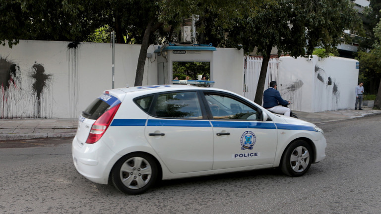 Гръцката полиция откри 41 мигранти в хладилен камион