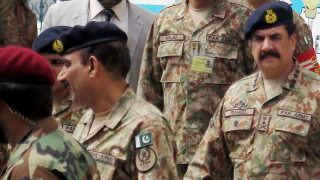 В Пакистан задържаха 300 членове на ДАЕШ