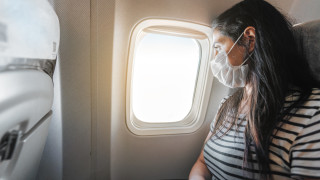 Ваксинациите щели да се превърнат във визи за пътуване със самолет