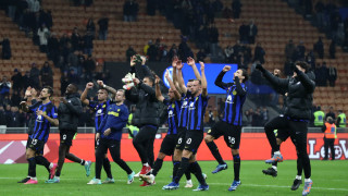 Защитникът на Интер Франческо Ачерби предизвика скандал като показа среден