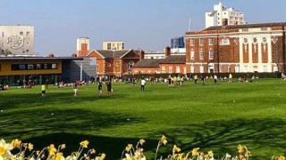 Измежду всички природни бедствия може би гладът е най безмилостен А