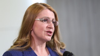 Ахладова призова за единно Европейско законодателство за съхраняването на данни от Е-комуникации