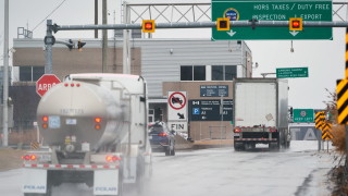 Президентът на САЩ Доналд Тръмп потвърждава че границата между Канада