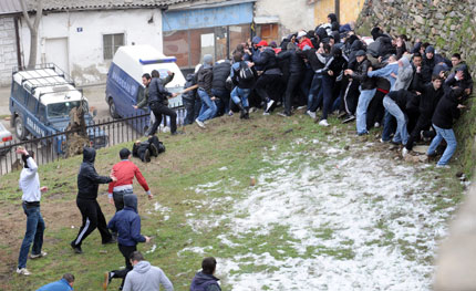 Македонското правителство пасува за случая „Кале”