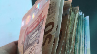 Задържаха 62 000 евро на МП Калотина съобщават от Агенция
