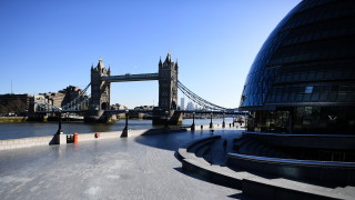 Fitch понижи кредитния рейтинг на Великобритания