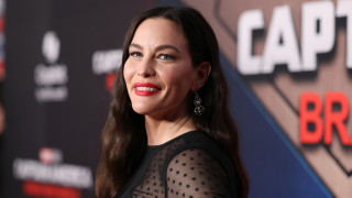 Лив Тайлър е дъщеря на певицата и модел Бебе Бюел