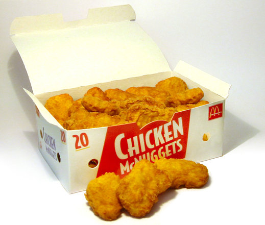Какво се случва с пилетата преди да влязат в менюто на McDonald's