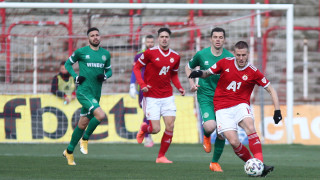 Французинът Тибо Вион ще заиграе отново на обичайната си позиция