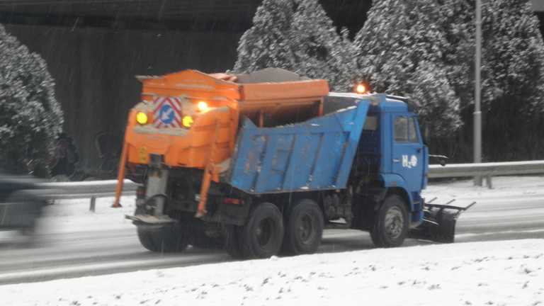 Снегорините в София в готовност на 68 места